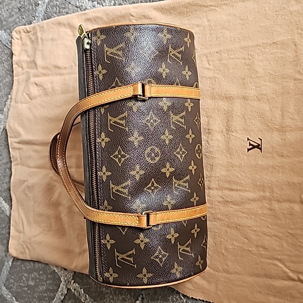 Authentic Louis Vuitton Papillion Women's Handbag